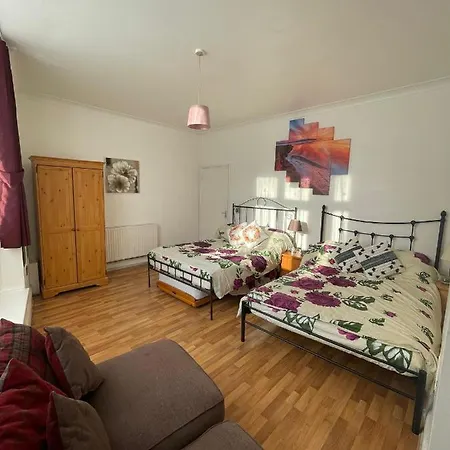 Rooms Near Tottenham Hotspur Stadium
